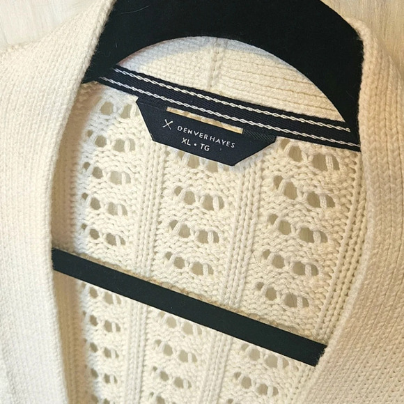 Denver Hayes Women's Semi Fitted Drop Shoulder Button Up Cardigan NWOT - Picture 3 of 5